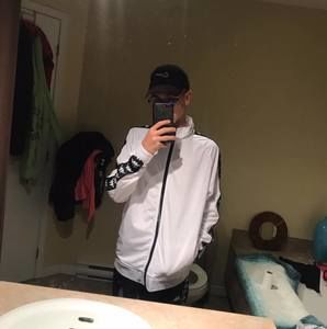 Meet your Posher, Shawn